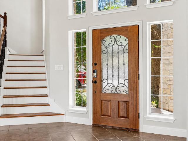 9905 Whitley Bay Dr