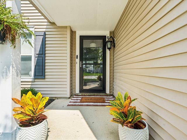 9906 Orange Blossom Trail