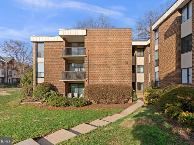 9907 Blundon Dr, Unit 302, Silver Spring, MD 20902 | MLS #MDMC2238