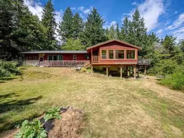 9900 Greenhill Rd, Denman Island, BC, V0R 1T0 house for sale.