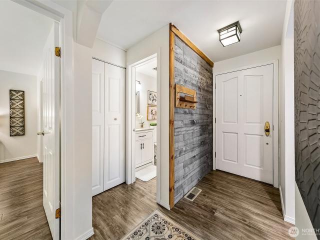 9901 NE 124th Street # 503