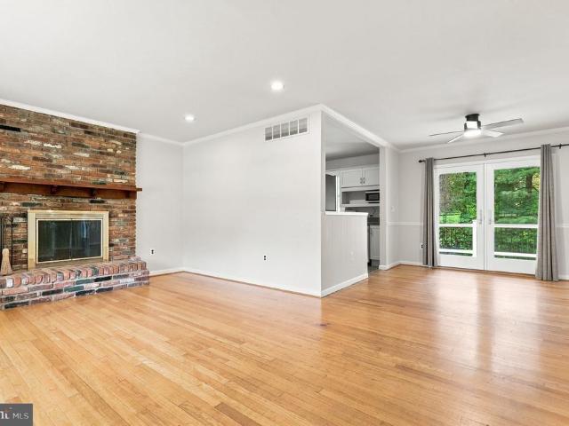 9902 Evergreen Avenue