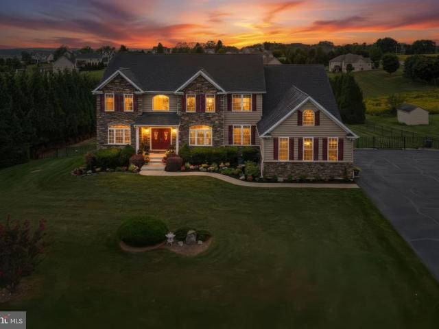 990 Hazeldyne Court