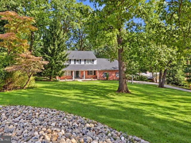 990 Stevens Lane #