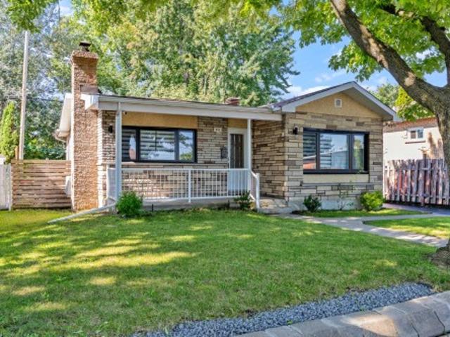 990 Rue Léa, Laval Saint François, QC, H7A 2M2 house for sale | Listing ID 27571 | Royal LePage