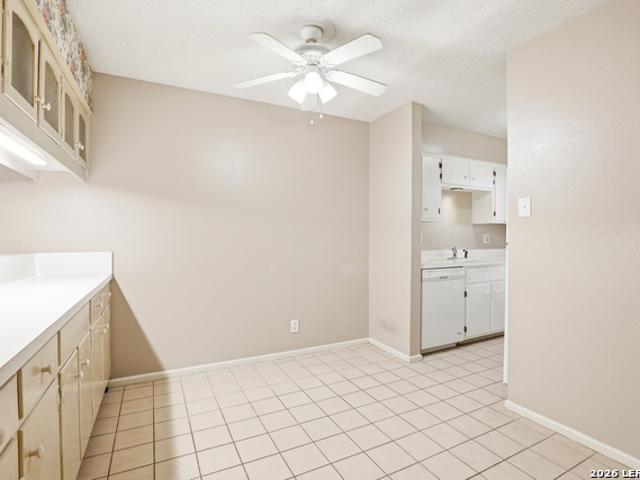 9915 Powhatan, Unit J3