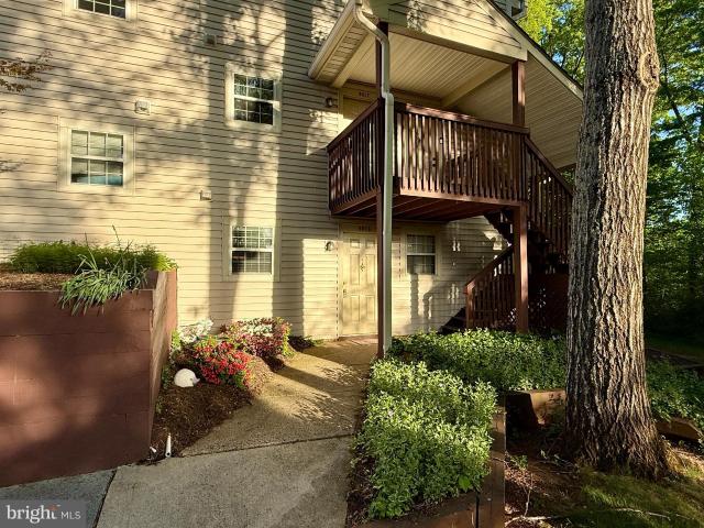 9915 Sugarwood Ct, Manassas, VA 20110 | MLS #VAMN2010