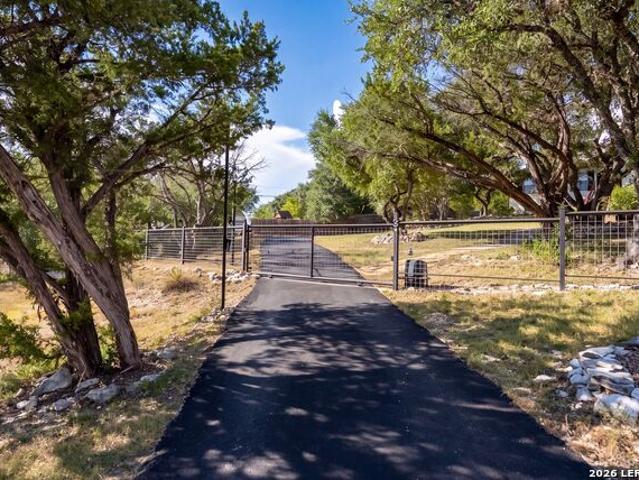 9915 Scenic Hills Dr