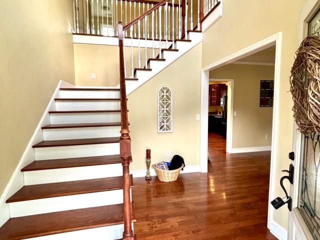 9912 Greenwood Circle