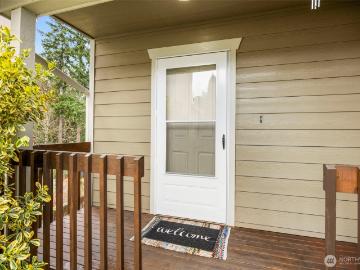 991 NW Snow Creek Way