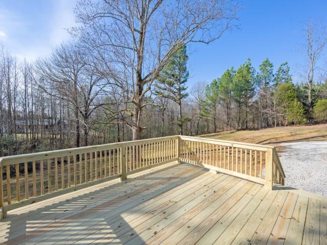 992 Greenway Rd