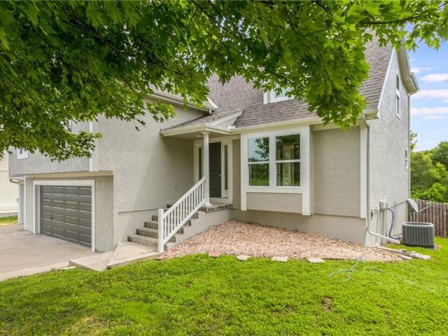 992 Sicklebar Drive