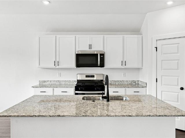 992 Pepperwood Drive