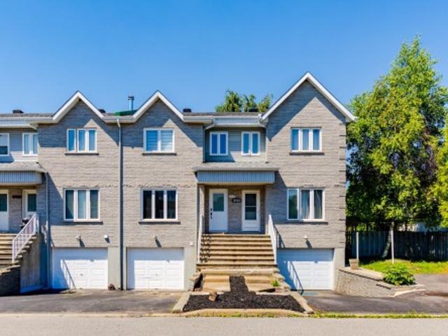 9935 Rue Riverin, Brossard, QC, J4X 2W1 house for sale | Listing ID 26984 | Royal LePage