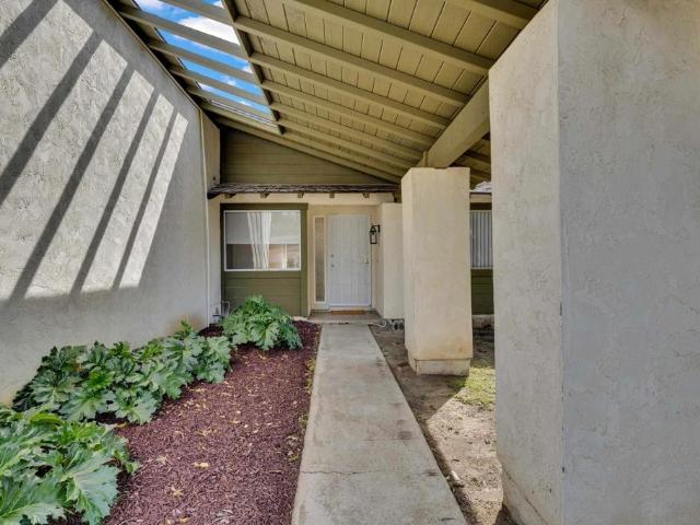 9931 Knollview Dr, Spring Valley, CA 91977 | MLS #PTP2601