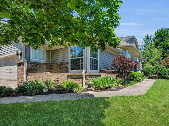 994 Oakmont Court