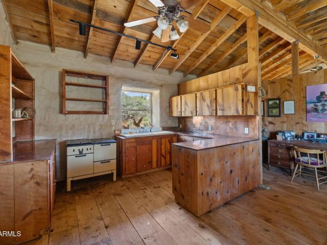 9955 E Iron King Rd, Mayer, AZ 86333 | MLS #6896