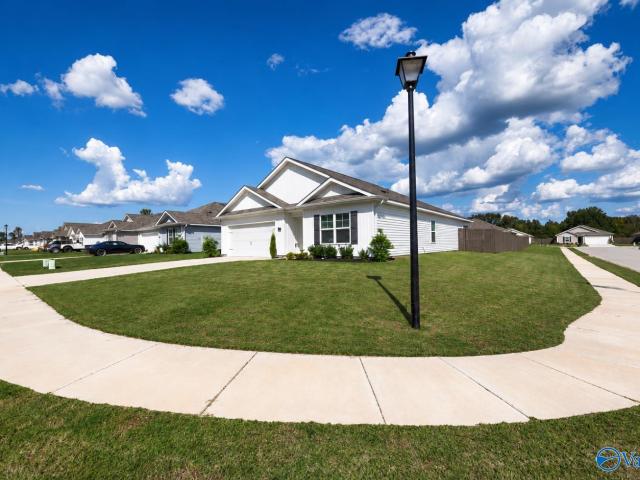 9957 Sequoyah Cove Drive