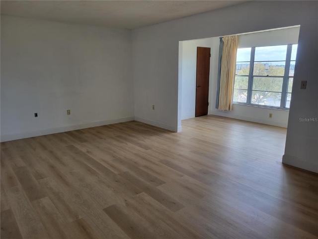 9950 62nd Ave N, Unit 404, St. Petersburg, FL 33708 | MLS #TB8515