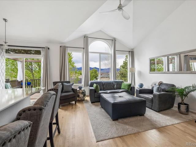 9952 Silver Maple Road