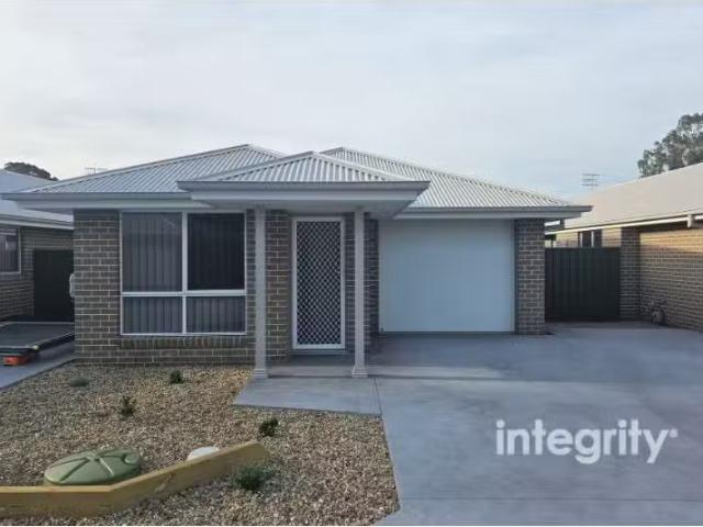 9/95 Albatross Road, West Nowra Apartment for rent Listed by.
