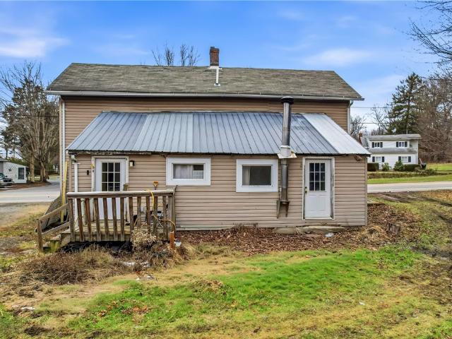 995 Mercer Ave