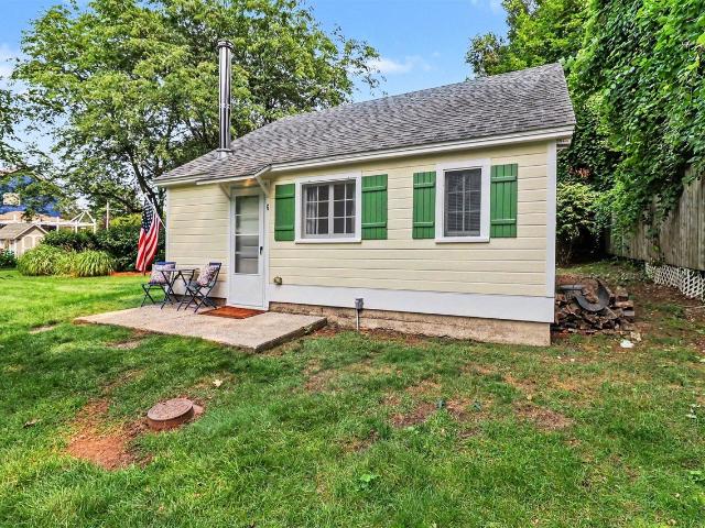 995 N Lakeshore Drive # 6