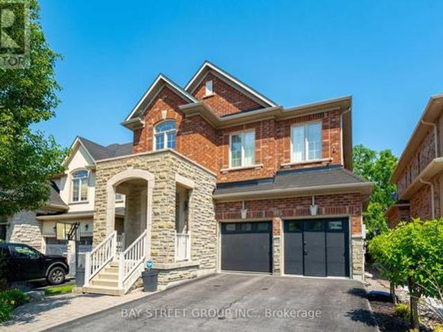 995 Nellie Little Crescent, Newmarket, ON, L3X 3E6 house for sale | Listing ID N13509 | Royal LePage