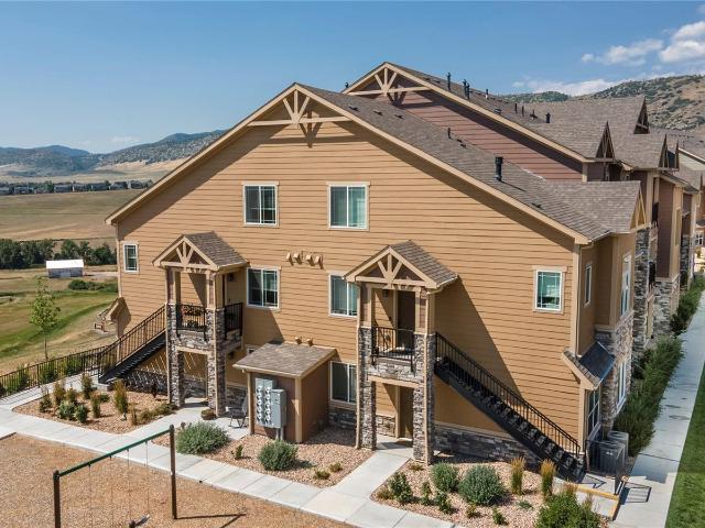 9962 W Victoria Place # 108