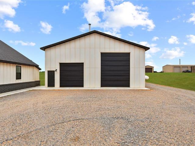 9963 N 2416 Road