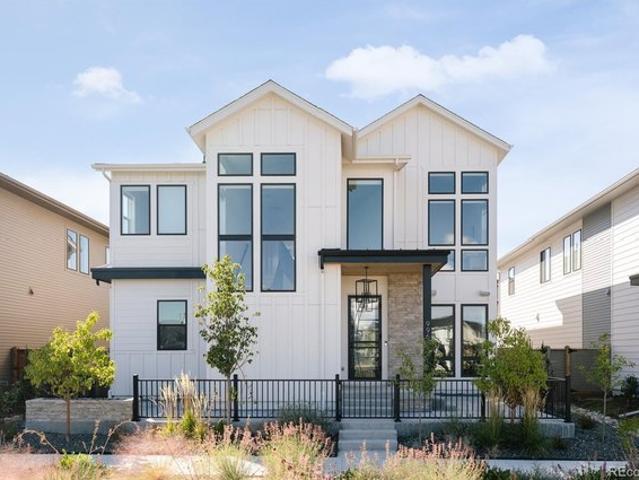 9963 E 63rd Pl, Denver, CO 80238