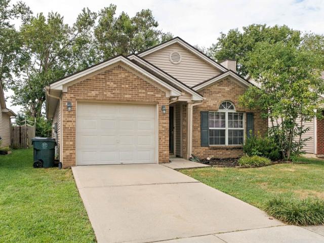 996 Winding Oak Trail