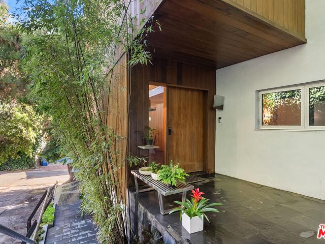 9976 Westwanda Dr, Beverly Hills, CA 90210 | MLS #26681