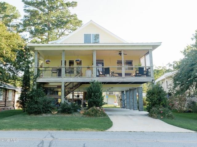 998 Bayview Rd, Bath, NC 27808