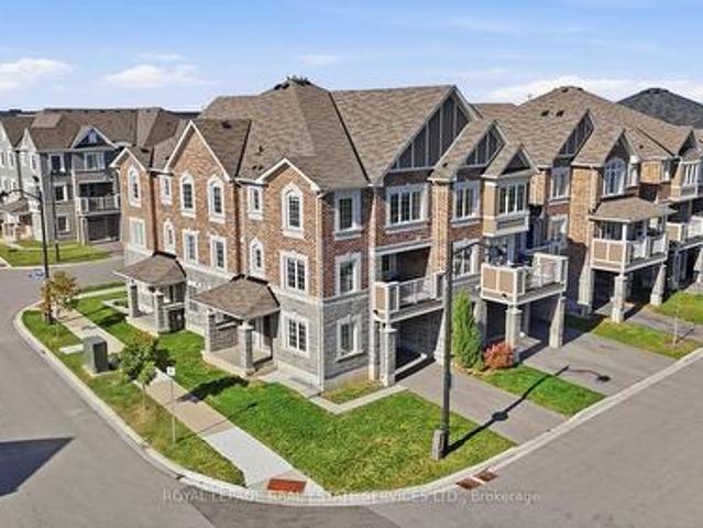 998 Balsam Court, Milton, ON, L9E 1R5 house for sale | Listing ID W14082 | Royal LePage