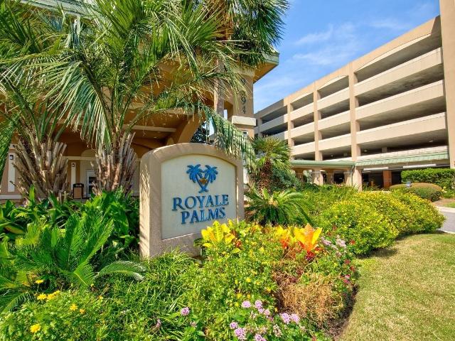 9994 Beach Club Dr. 1903