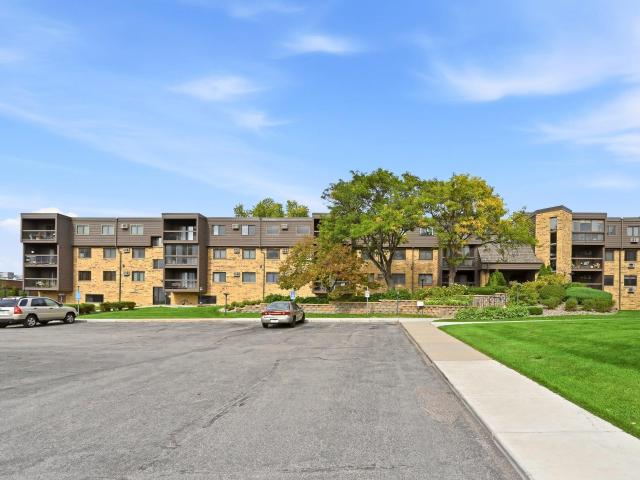 999 41st Avenue NE # 210