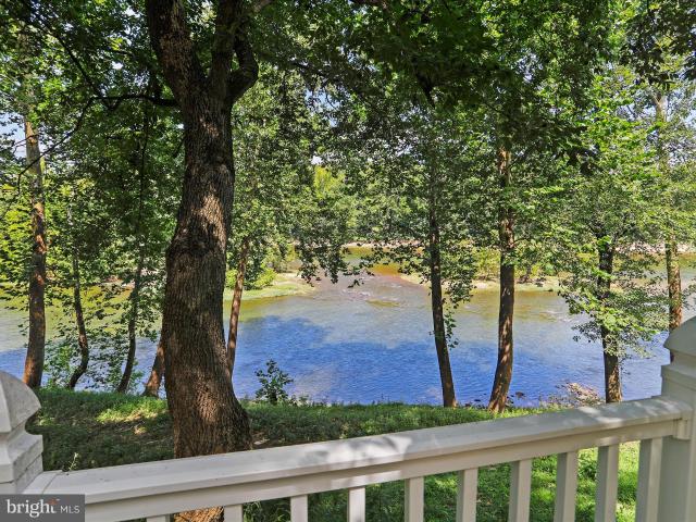 999 Aspero Ln, Falling Waters, WV 25419 | MLS #WVBE2043