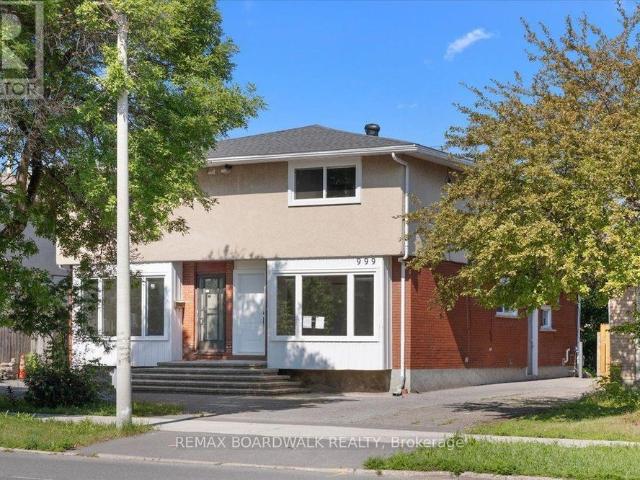 999 Meadowlands Drive Ottawa, ON K2E7Z8