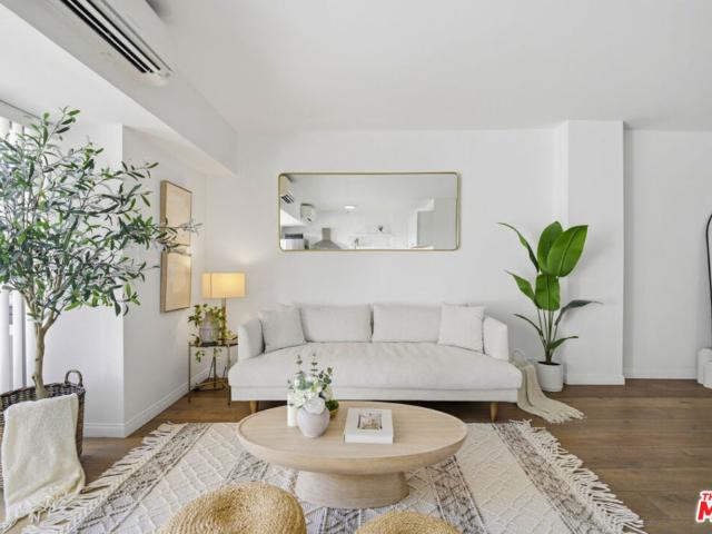 999 N Doheny Drive 205