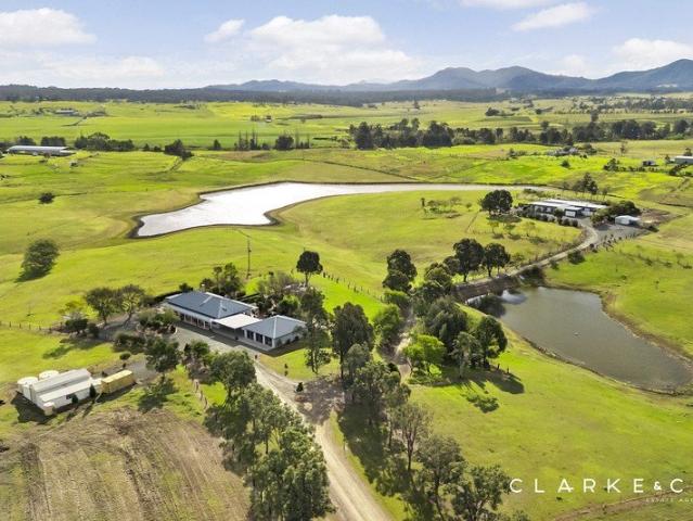 99.04 ACRES OF SPACE, SOPHISTICATION AND SPECTACULAR VIEWS!
