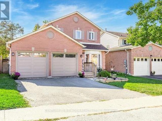 99 Cardinal Street, Barrie, ON, L4M 6G1 house for sale | Listing ID S13774 | Royal LePage