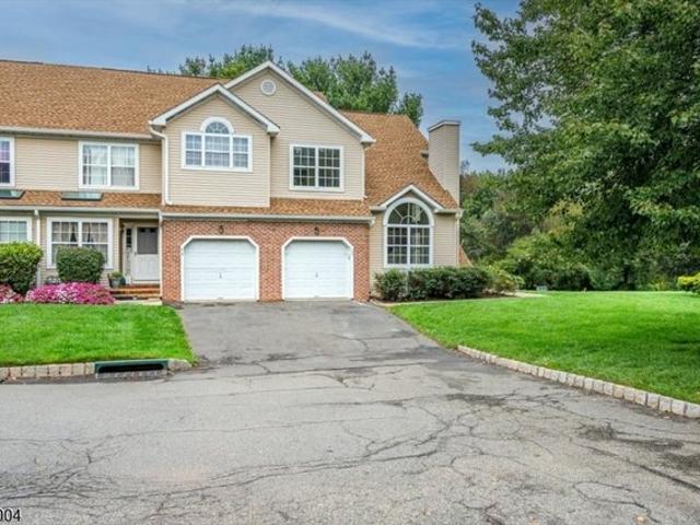 99 Castle Pointe Blvd, Piscataway Twp, NJ 08854