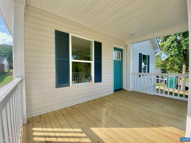 99 Cedar Dr