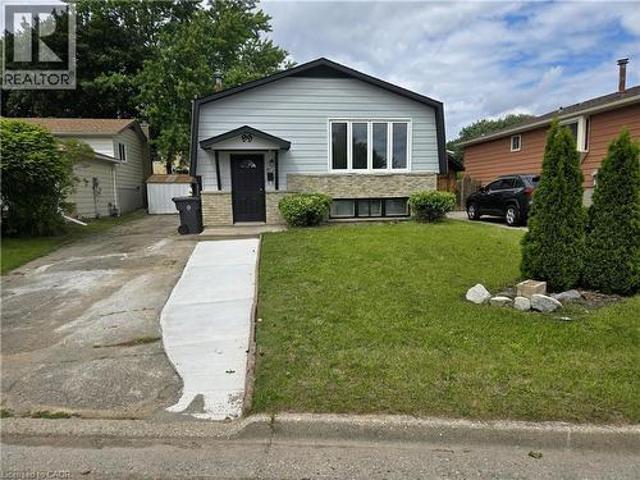 99 Cluthe Crescent, Kitchener, ON, N2P 1N1 house for sale | Listing ID 40859 | Royal LePage