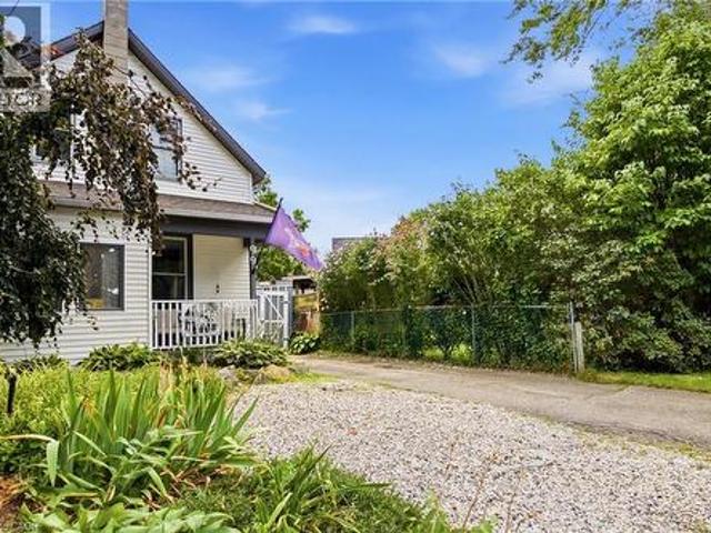 99 Dufferin Street, Stratford, ON, N5A 2G7 house for sale | Listing ID 40856 | Royal LePage