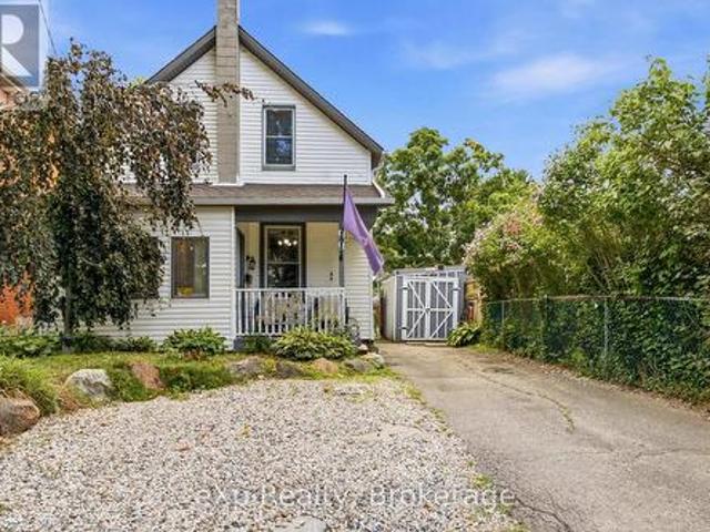 99 Dufferin Street, Stratford, ON, N5A 2G7 house for sale | Listing ID X13690 | Royal LePage