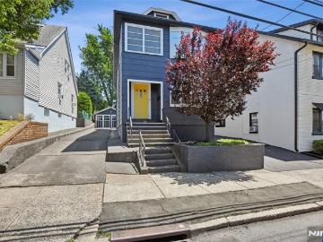 99 E Passaic, Bloomfield, US, NJ
