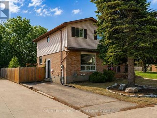 99 Emma Street, Guelph General Hospital, ON, N1E 1V1 house for sale | Listing ID X13695 | Royal LePage