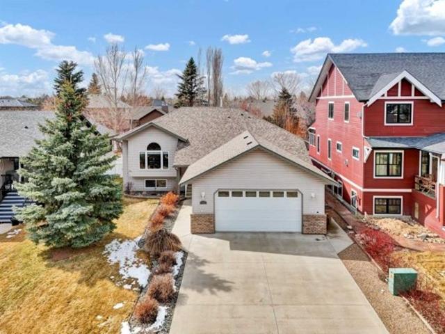 99 Greystone Close, Brooks, AB, T1R 1M1 house for sale | Listing ID A2299 | Royal LePage